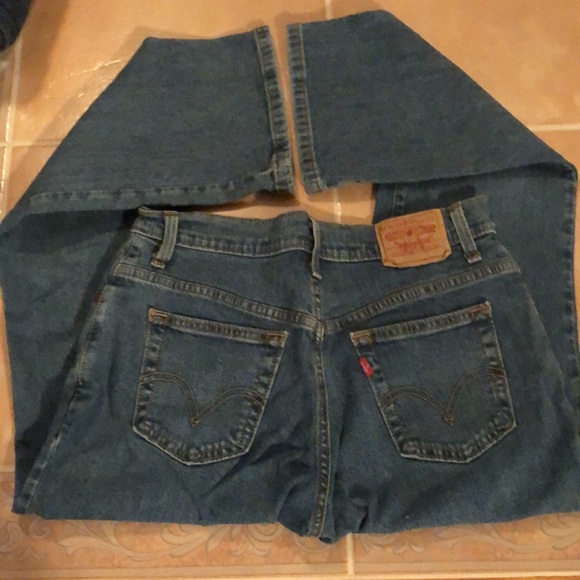 Levi’s 550 Relaxed Bootcut Jeans - Picture 9 of 9